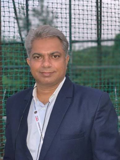 Dr Roshan Wade